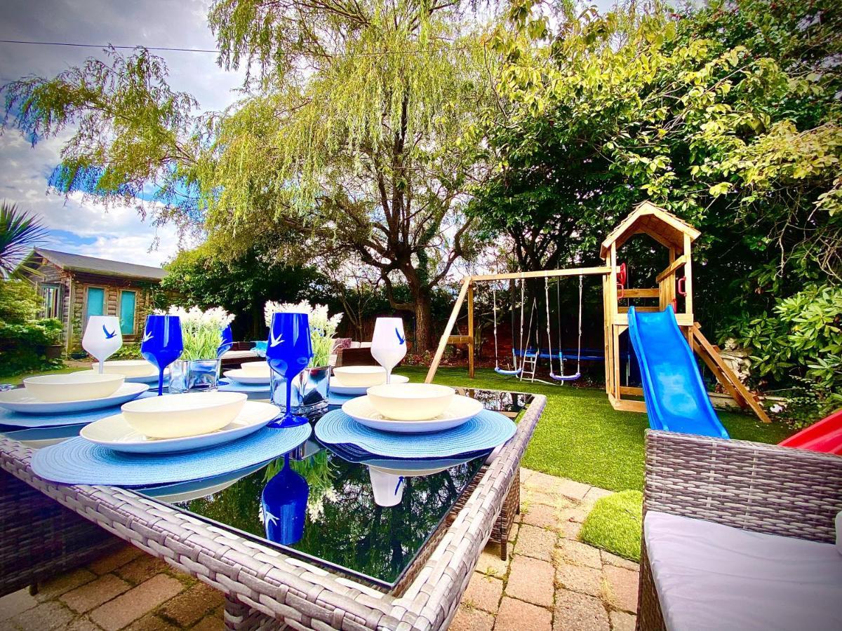 Beautiful Hot Tub Suite In Lytham St Annes Esterno foto